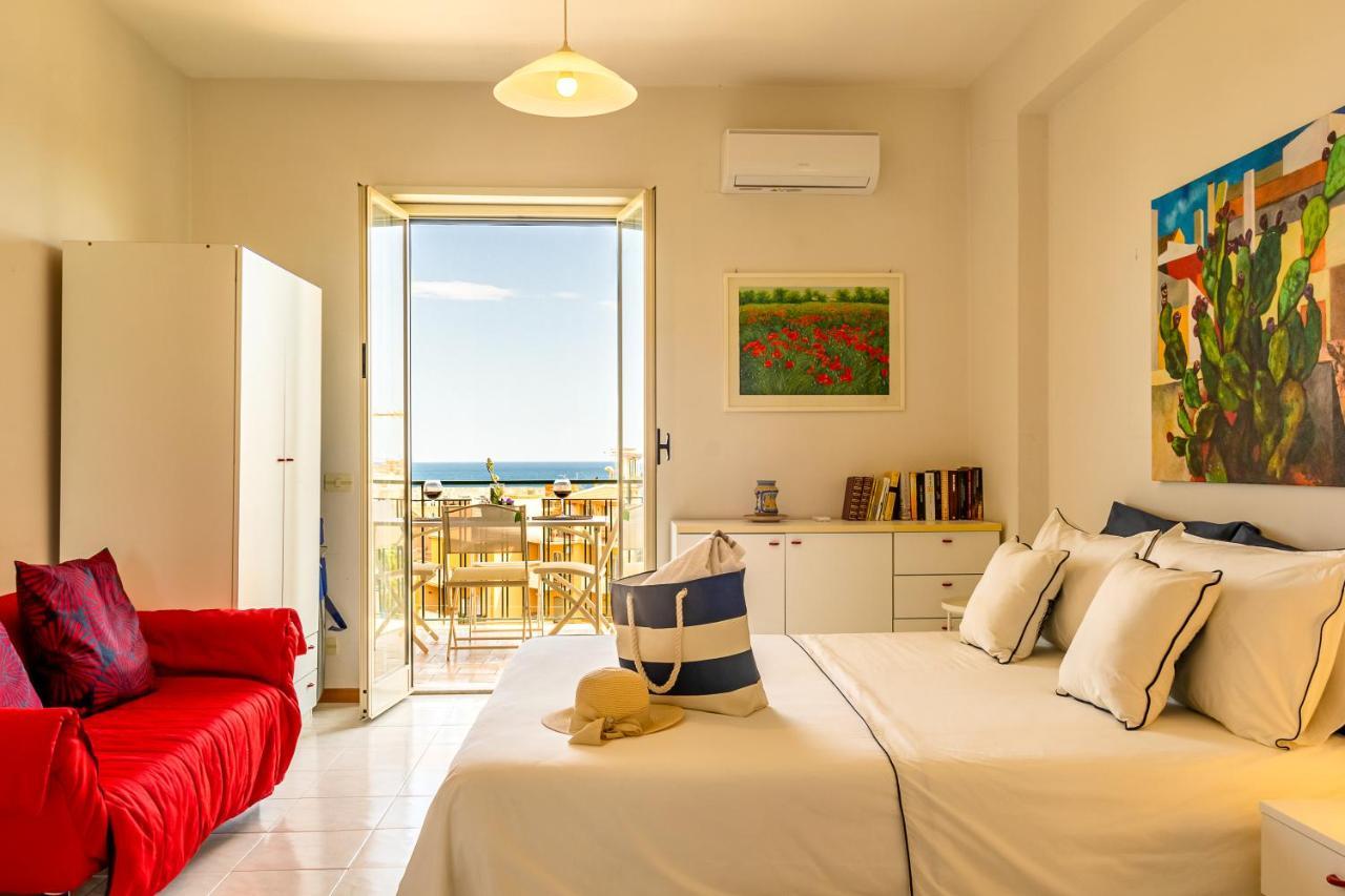 Appartement La Casa Di Stefe à Giardini-Naxos Extérieur photo